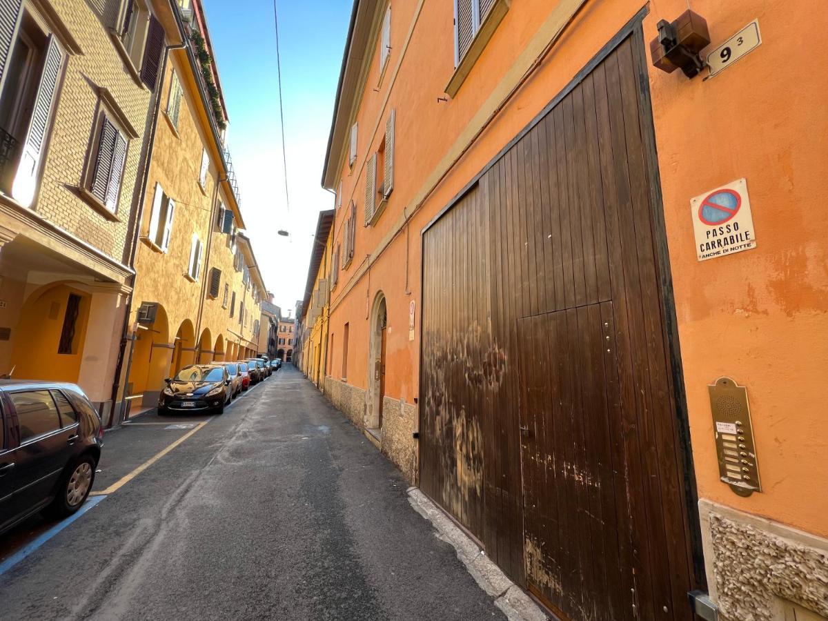 Apartamento Housmart Senzanome 9/3 Bolonia Exterior foto